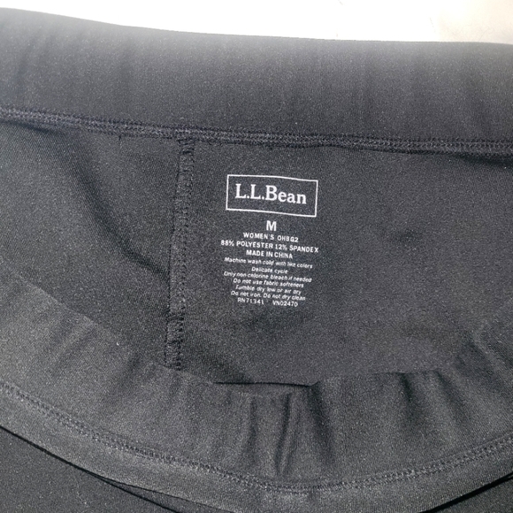 L.L. Bean Black Skort Zipper Front Side Pull On Skort M - Picture 4 of 4